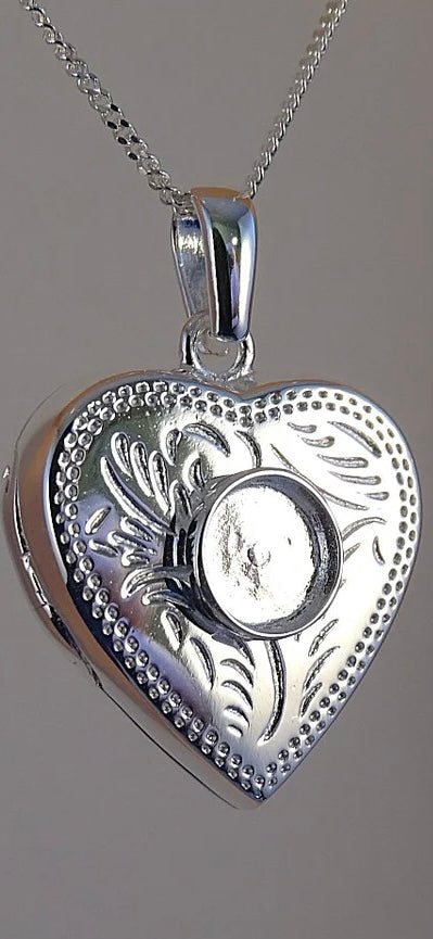 Heart locket