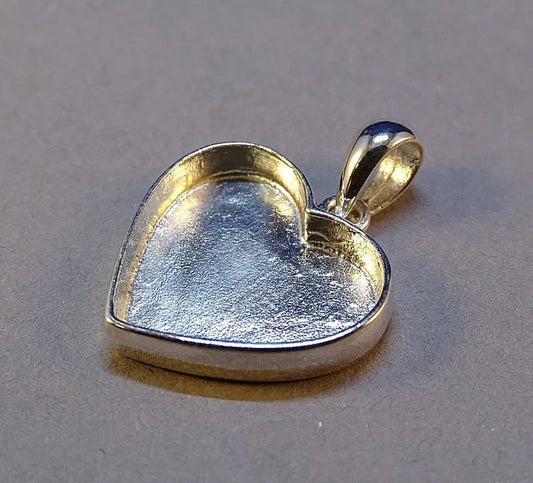 Heart pendant