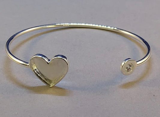 Heart bangle with CZ