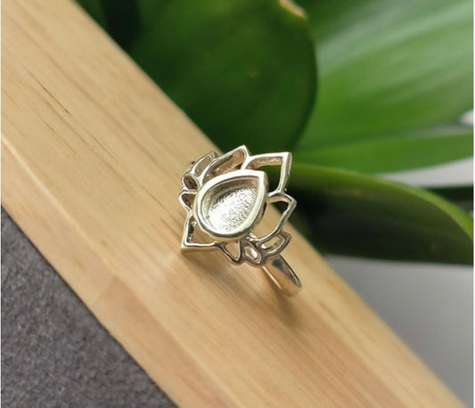 Lotus flower ring